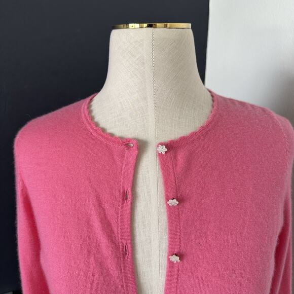 Elie Tahari Cashmere Cardigan Sweater Scalloped Hem Flower Buttons - Picture 6 of 11
